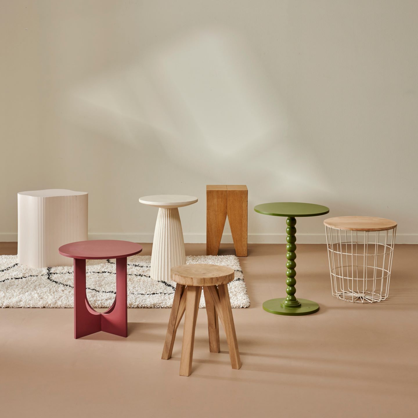 Tables d'appoint colorées